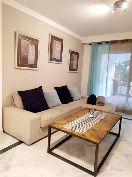 Apartamento Deluxe Puerto Banus Marbella Exterior foto