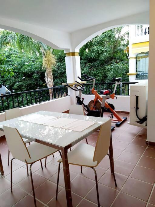 Apartamento Deluxe Puerto Banus Marbella Exterior foto