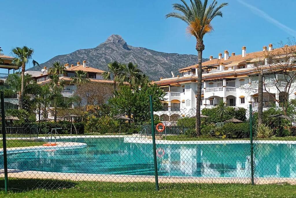 Apartamento Deluxe Puerto Banus Marbella Exterior foto